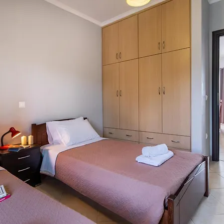 Appartement With Sea View B Tsoukaládhes