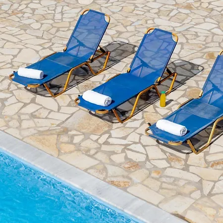 With Sea View B Tsoukaládhes